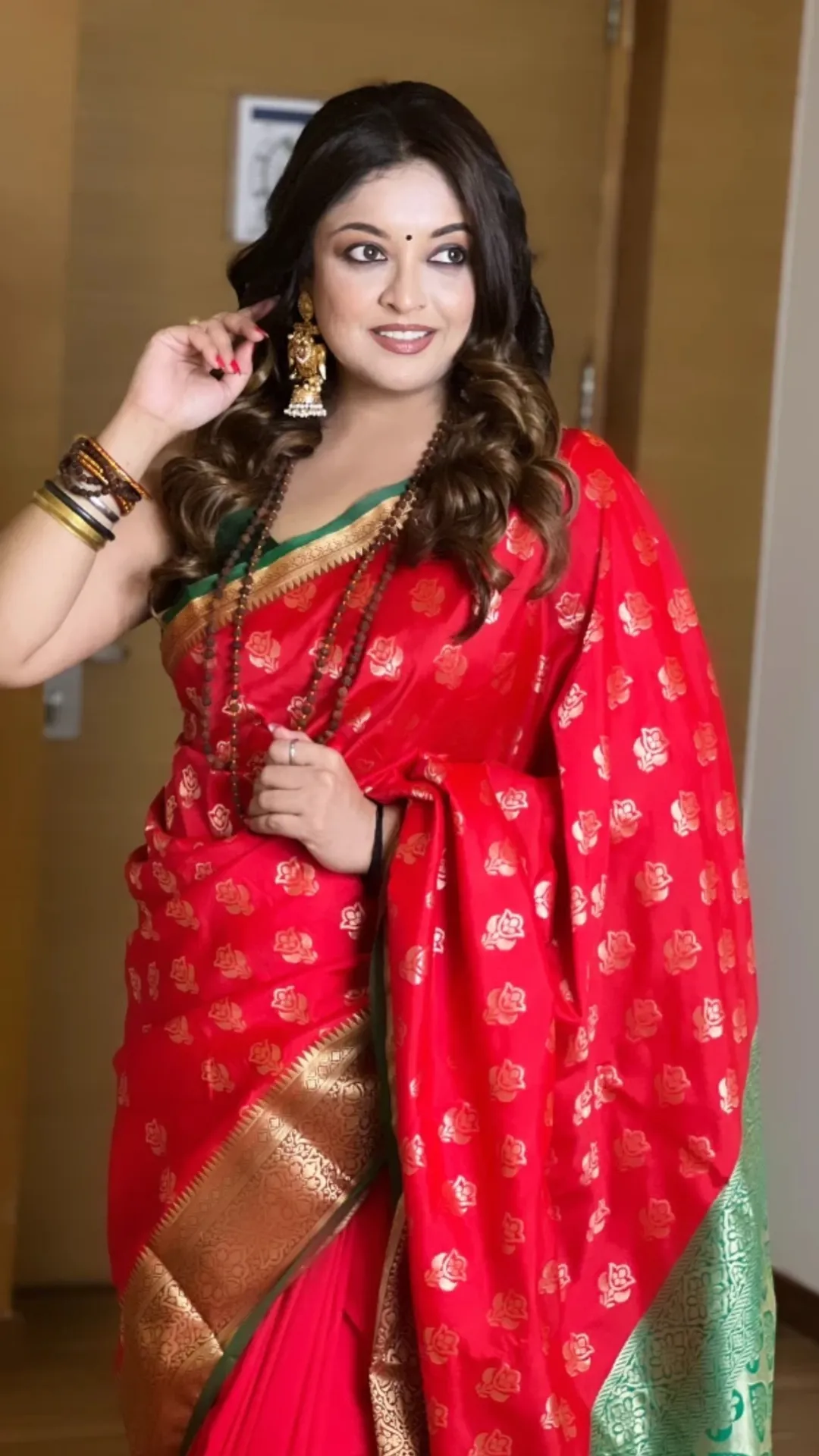 एक्ट्रेस ने श्रावण में खाया मटन, तो हो गईं ट्रोल, अब सफाई देते हुए किया पलटवार