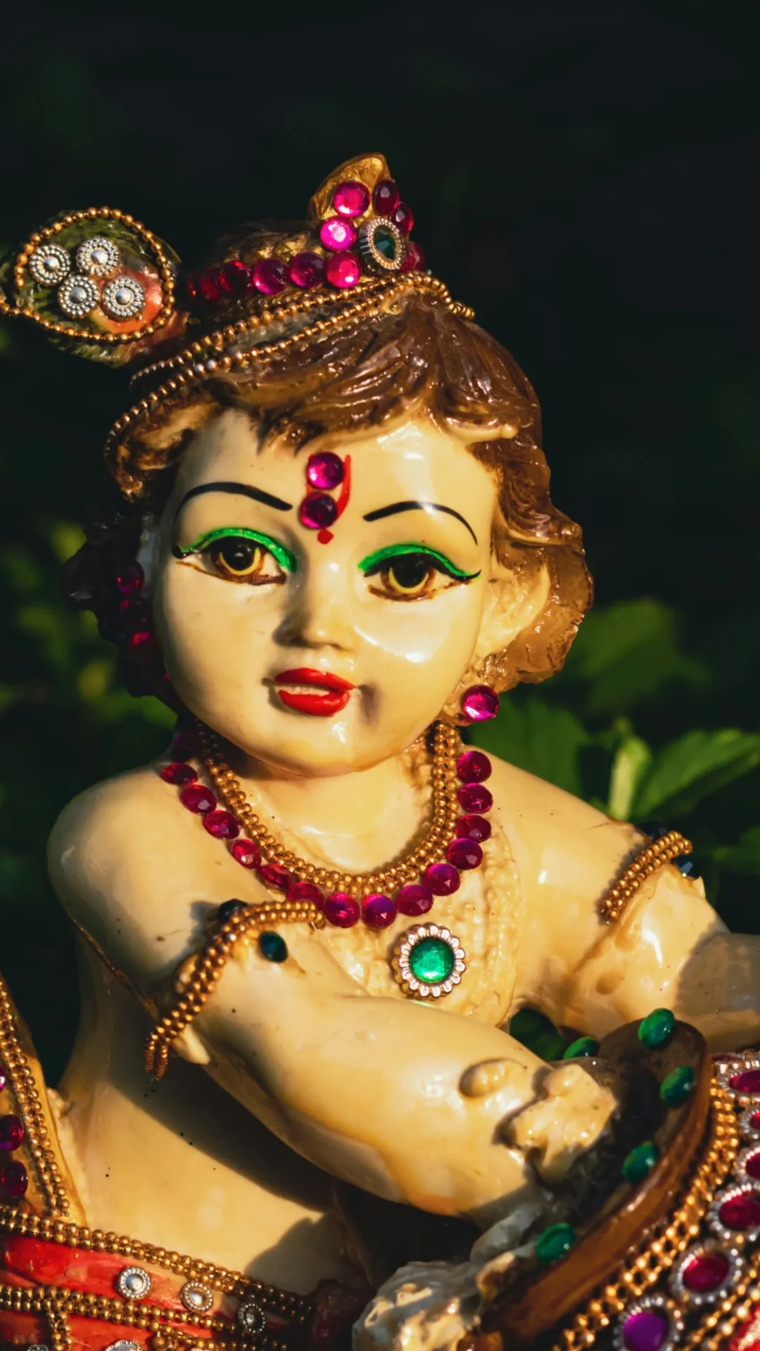 जन्माष्टमी के दिन कृष्ण भगवान को जरूर लगाएं इन 5 चीजों का भोग, तभी पूजा होगी सफल