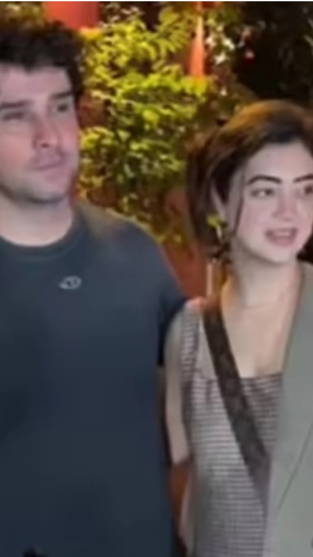 कौन हैं 'रमैया वस्तावैया' के गिरीश कुमार की पत्नी? जिनकी खूबसूरती की हो रही चर्चा 