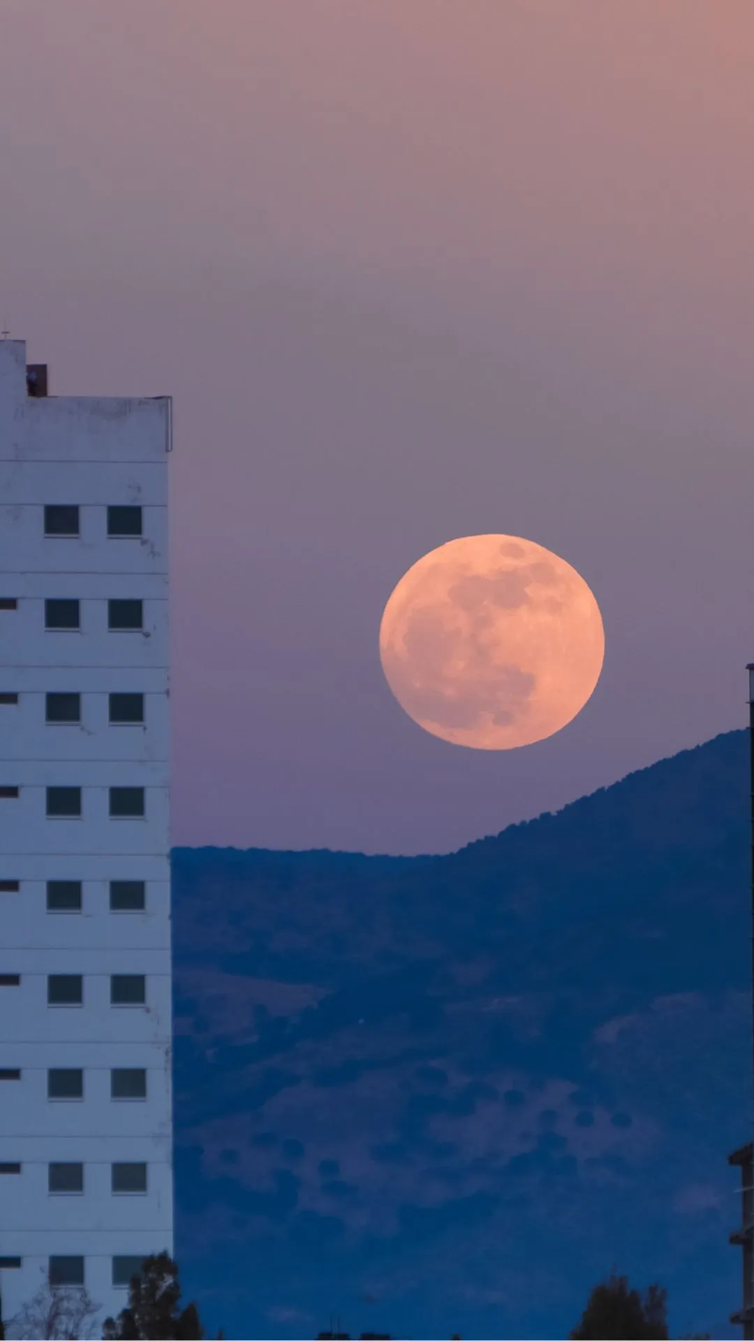 करवा चौथ पर चांद देरी से क्यों निकलता है? अगर न दिखे तो क्या करें