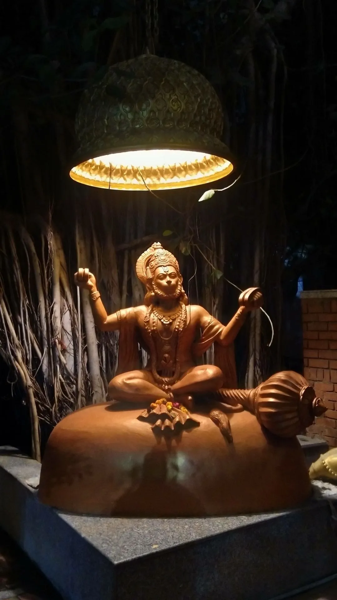हनुमान चालीसा पाठ में भूल भी रोक सकती है कृपा! ध्यान रखें ये बातें, तभी मिलेगा पूरा लाभ
