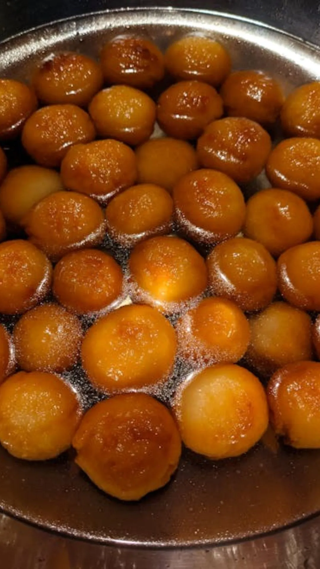 ना इसमें गुलाब और ना जामुन फिर गुलाब जामुन नाम कैसे पड़ा, आज जान लें