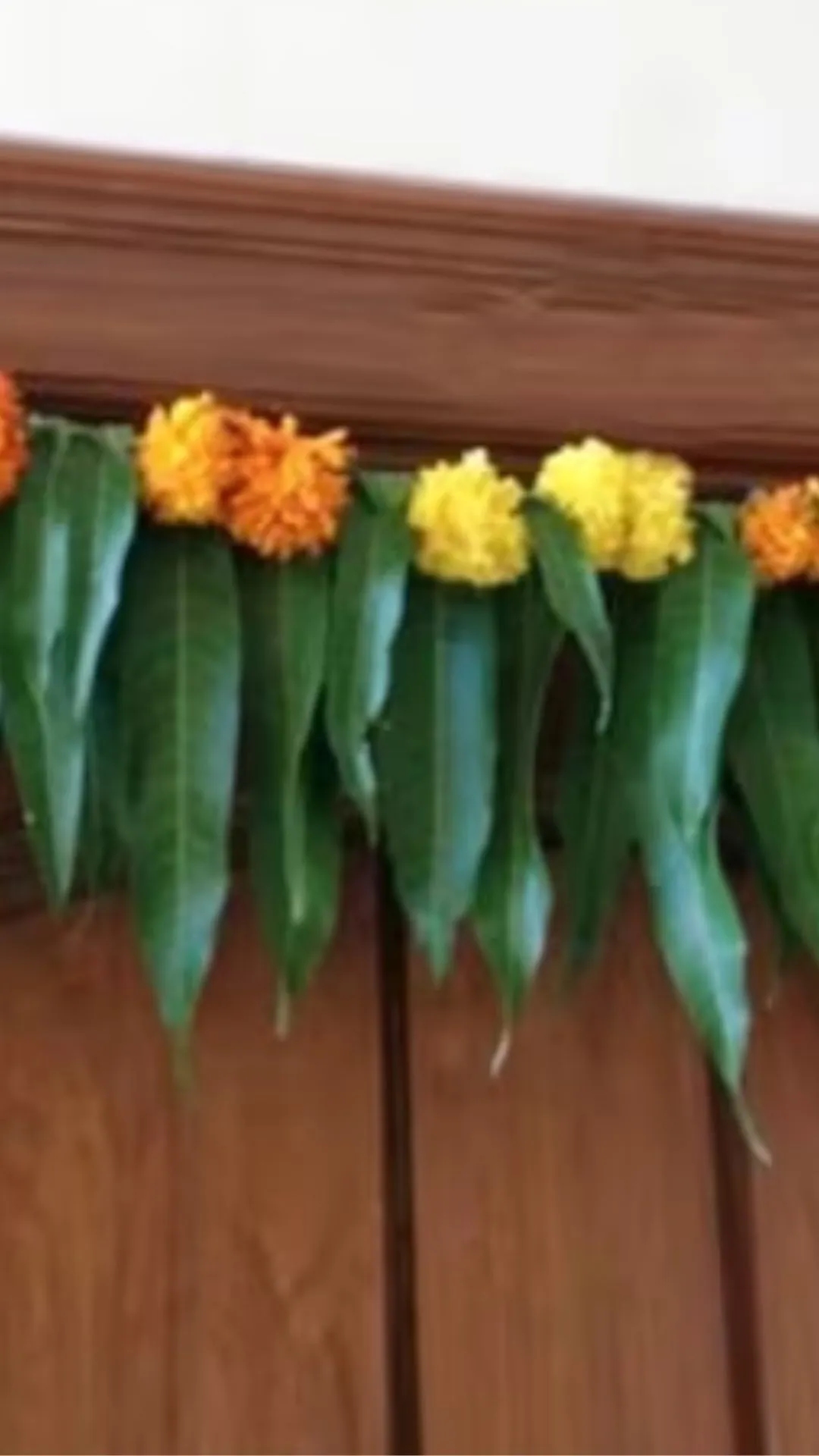 घर के मुख्य दरवाजे पर तोरण बांधने के फायदे?