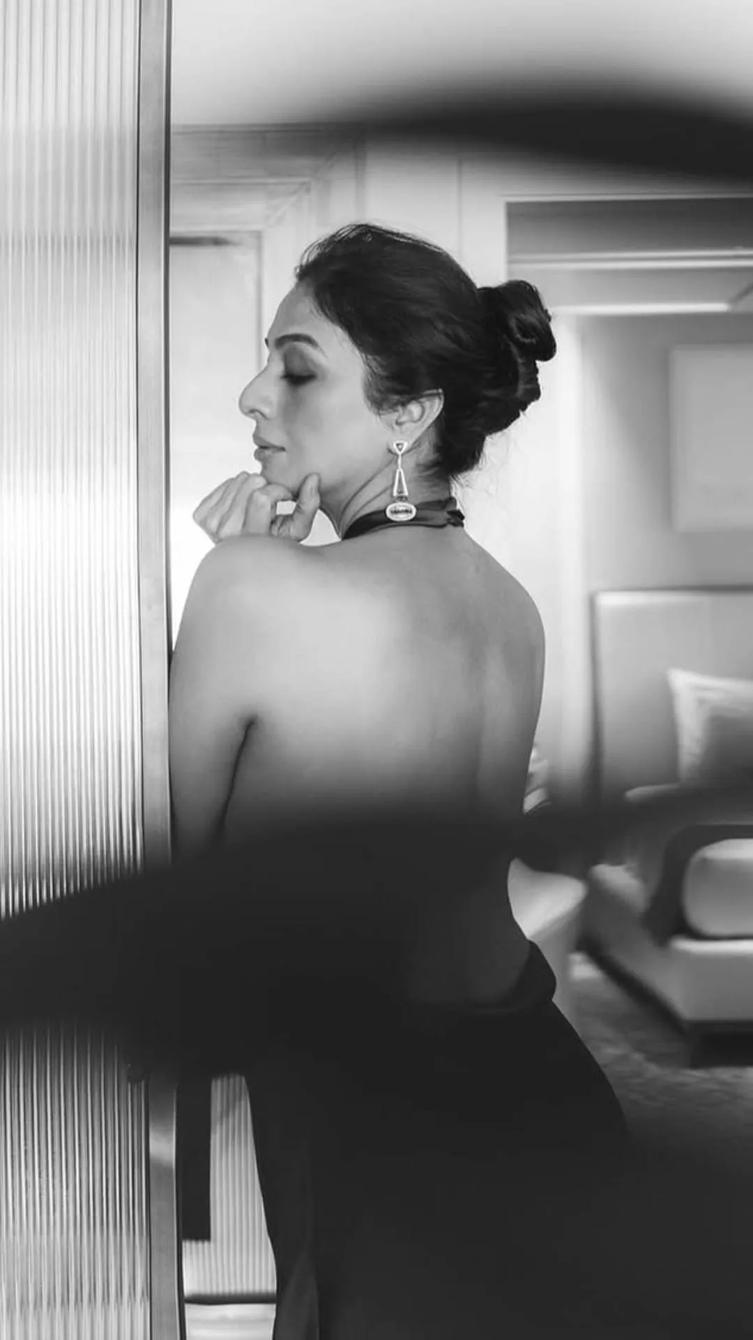 जब खूंखार विलेन की पार्टी में पहुंचीं तब्बू, 14 साल बड़े हीरो ने नशे में की गंदी हरकत, मिला था तगड़ा जवाब