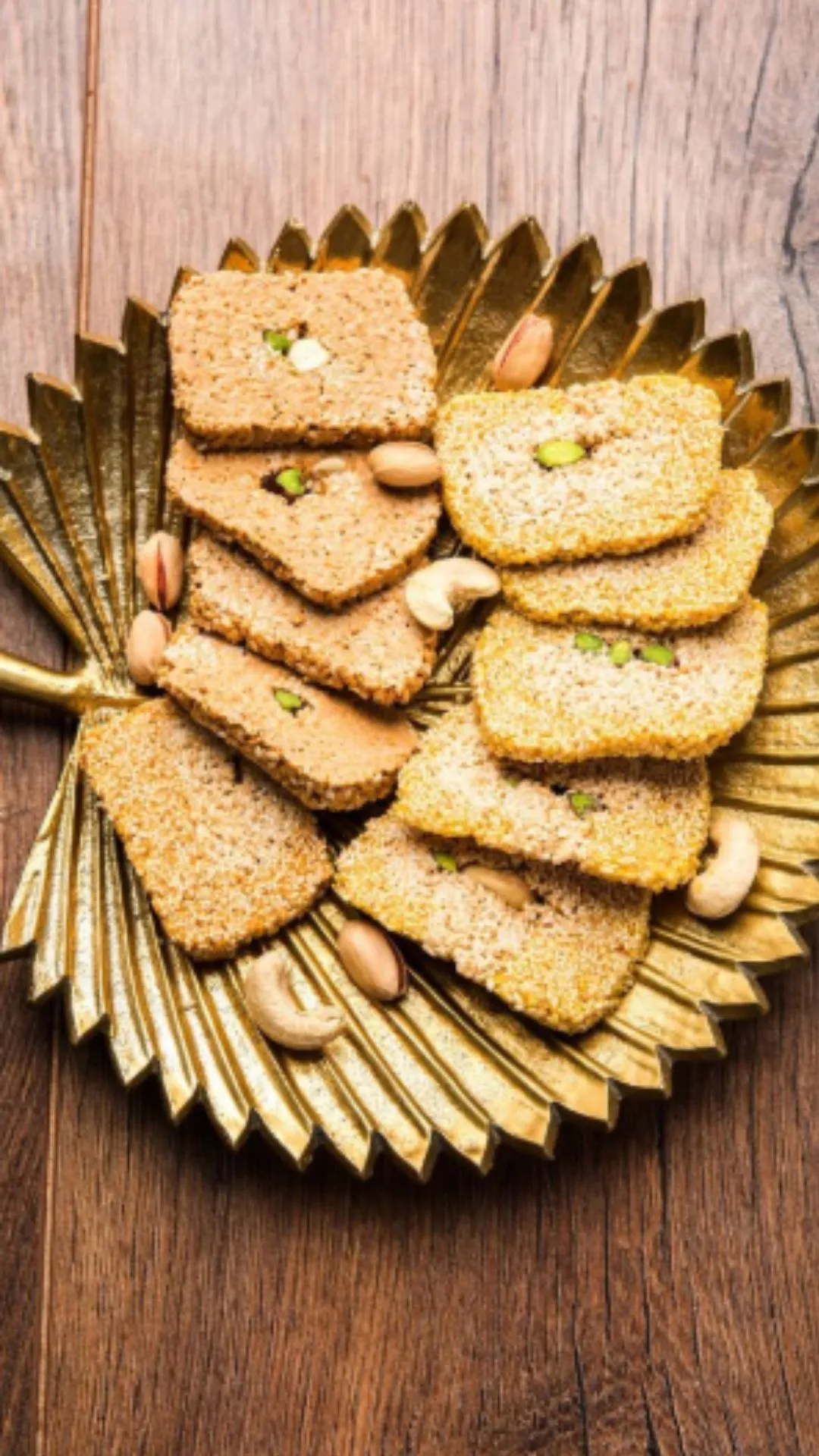 सर्दियों में खूब खाते हैं गजक तो बताइए इसका संस्कृत नाम, सुनकर दुकानदार भी हंसेगा 