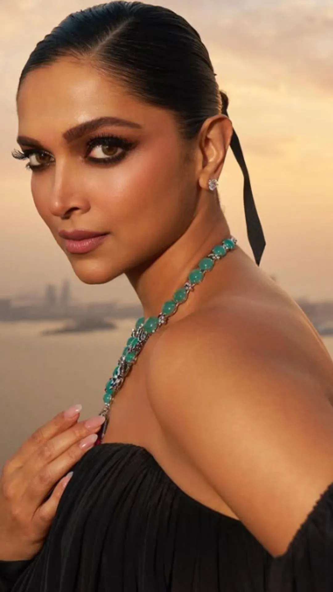 ऐसी गर्दन वाले लोग हर क्षेत्र में पाते हैं ऊंचा मुकाम, किस्मत रहती है मेहरबान