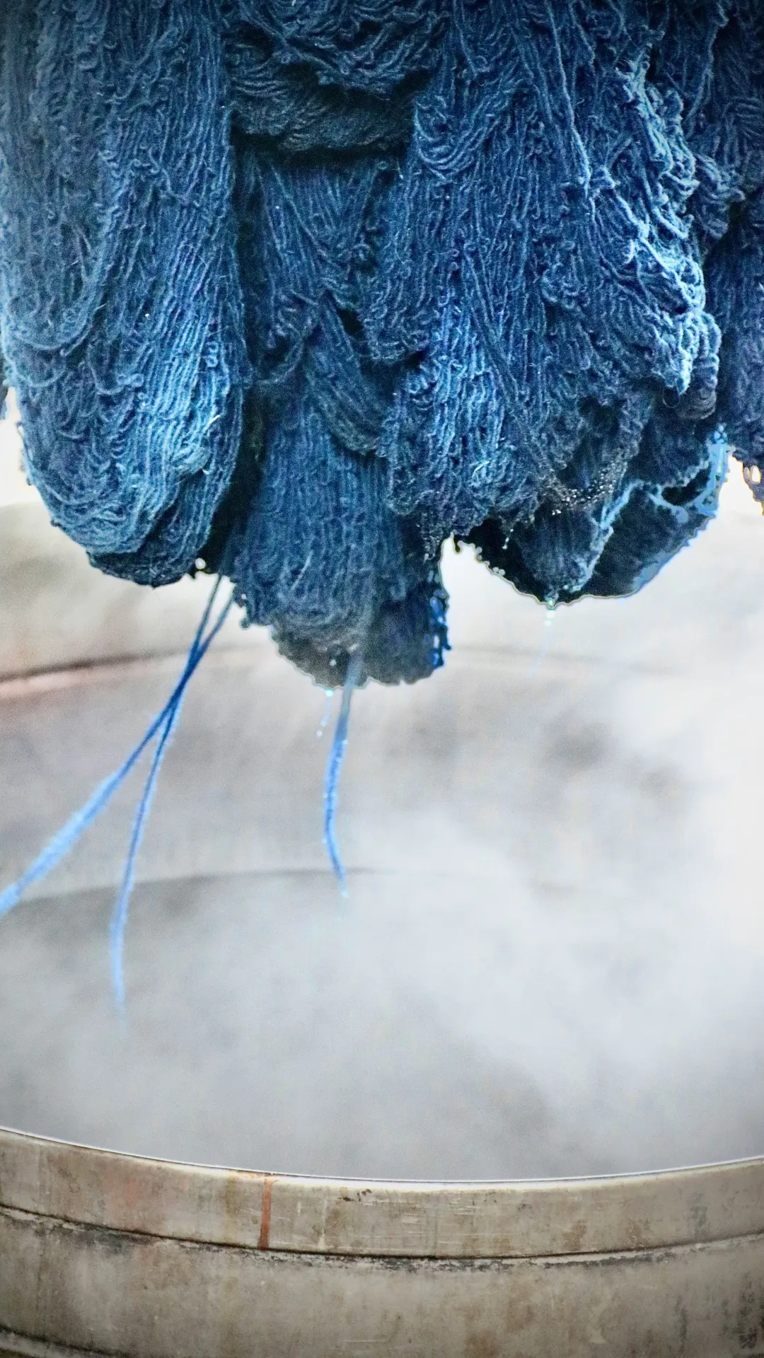 ऊनी कपड़ों को कैसे धोना चाहिए?