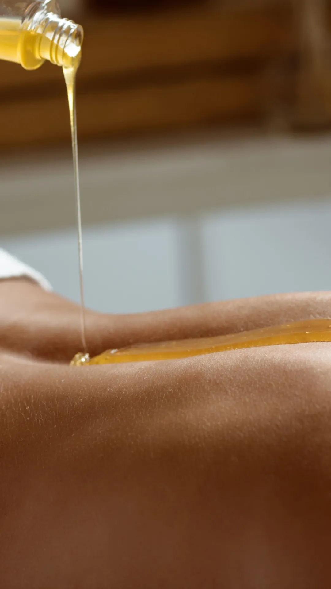 सुंदरता बढ़ाने के लिए नाभि में कौन सा तेल लगाना चाहिए?