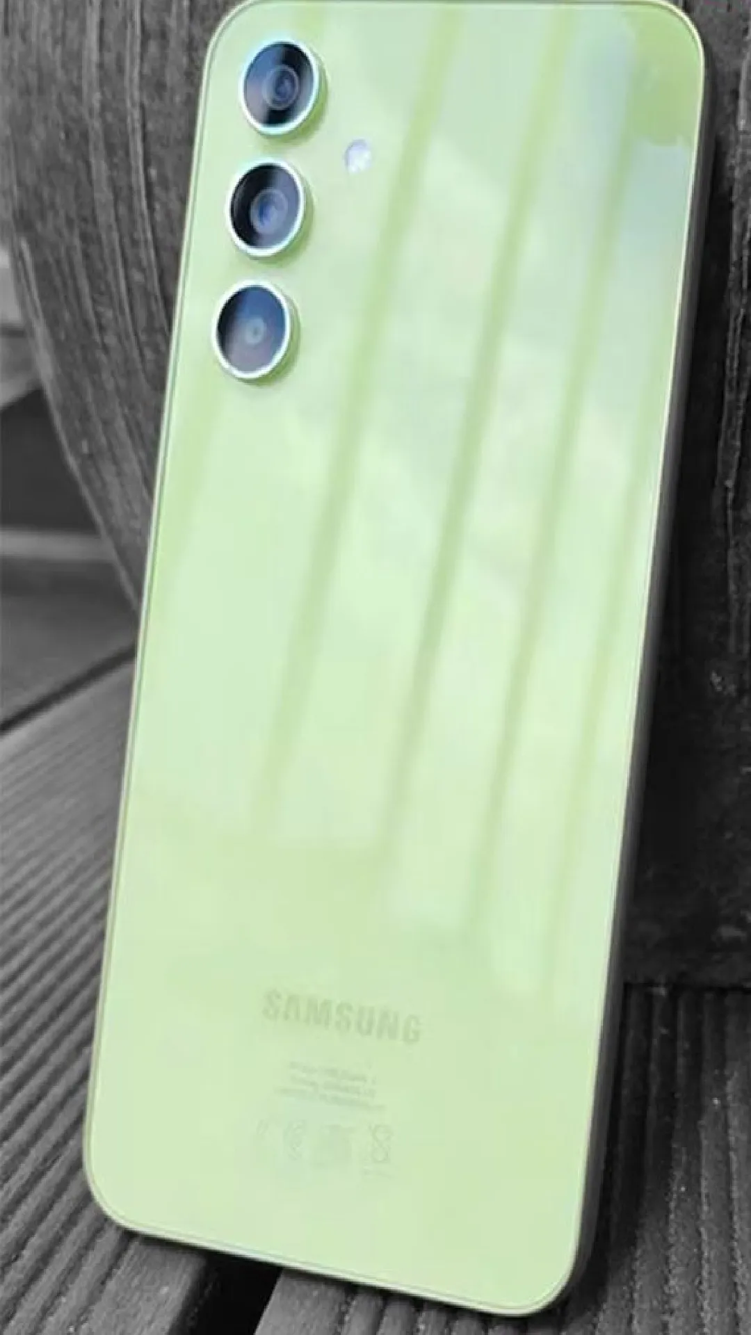 Samsung Galaxy S25 Plus की औंधे मुंह गिरी कीमत, हजारों रुपये का बंपर प्राइस कट