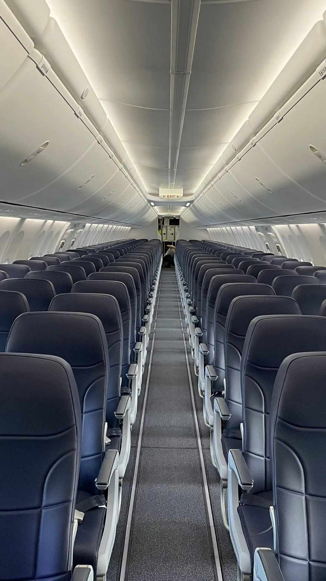 प्लेन में सबसे सुरक्षित सीट कौन सी होती है? आज जान लीजिए वरना बाद में पछताएंगे