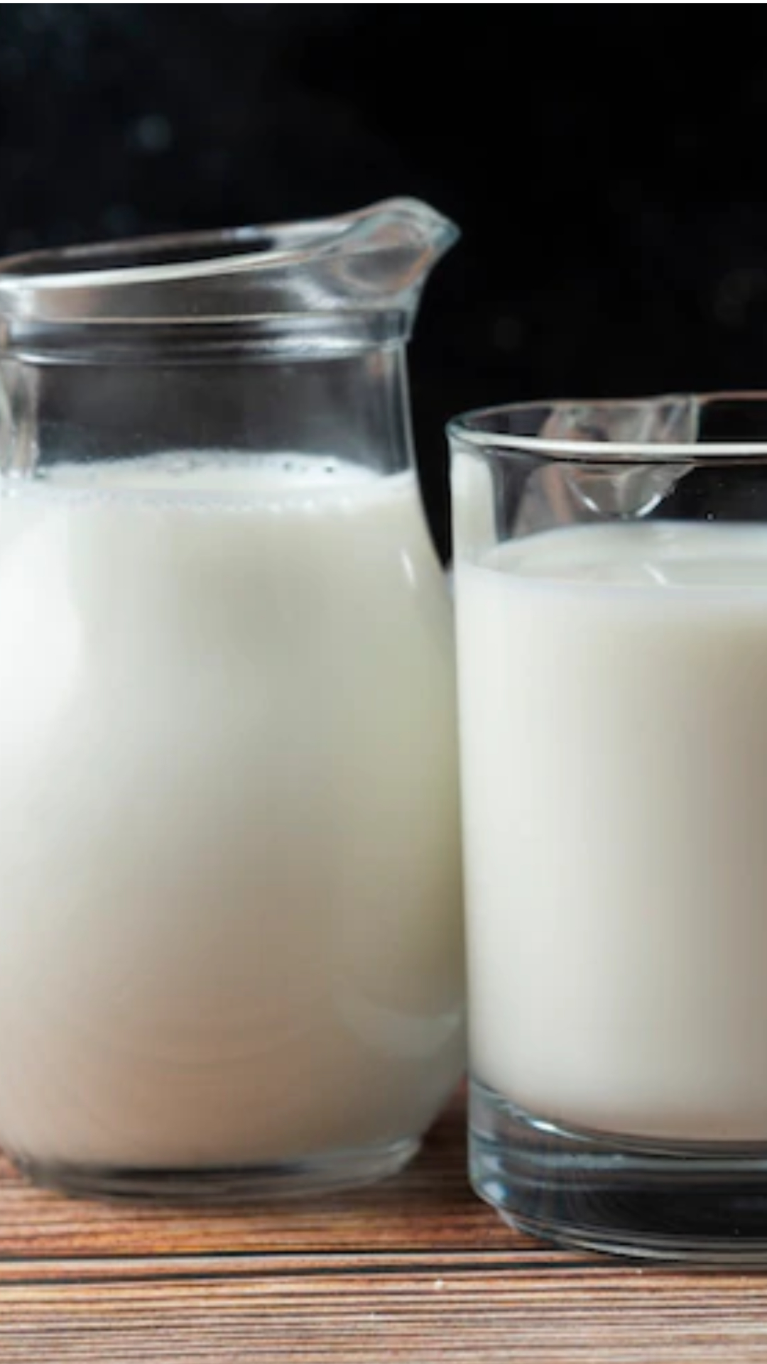 दूध में इन चीज़ों को मिलाकर पीने से डायबिटीज होता है कंट्रोल 