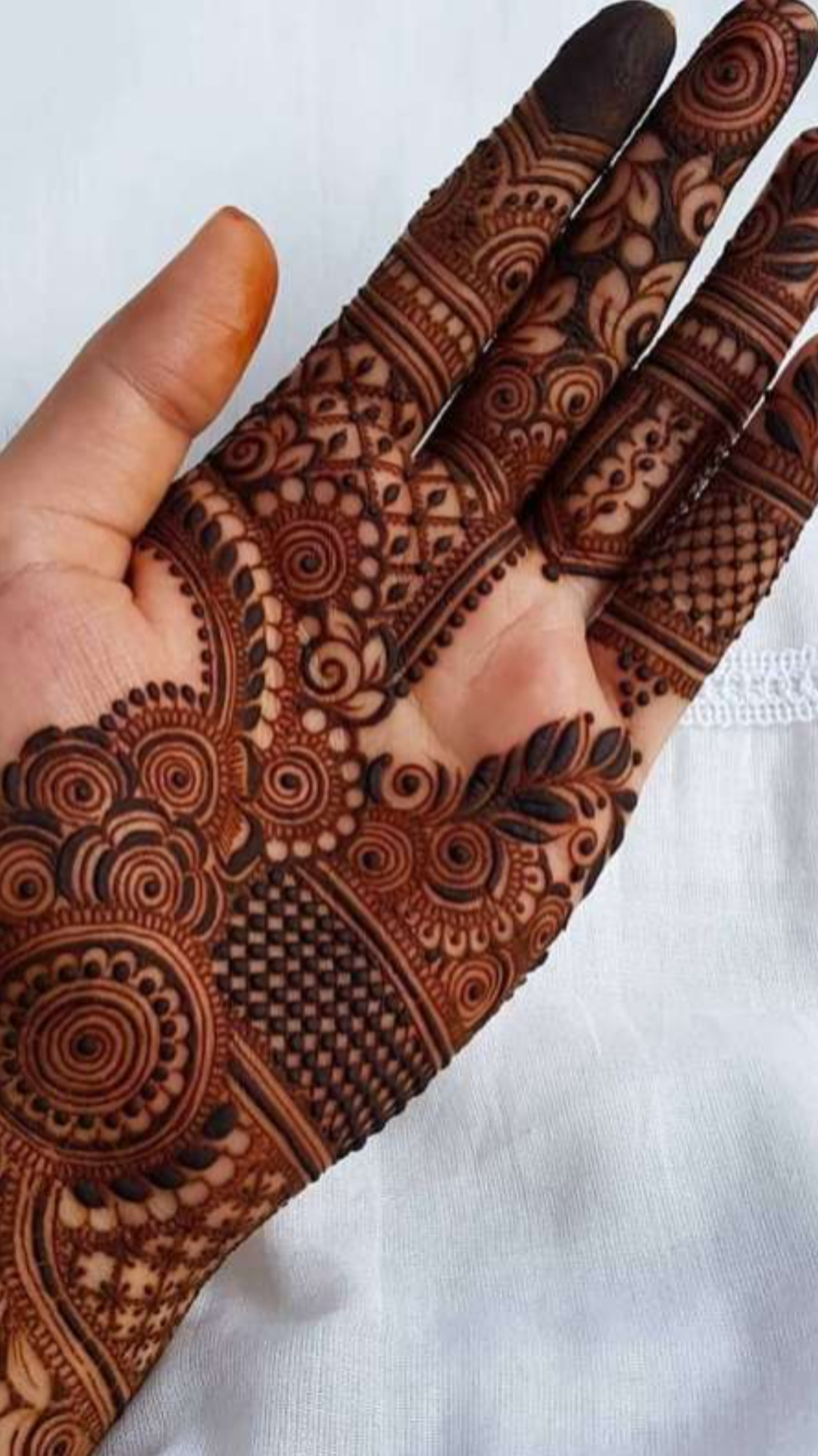 Very Beautiful stylish Mehndi designs tutorial 2019| #Simple/Easy henna  mehndi designs for hand - video Dailymotion