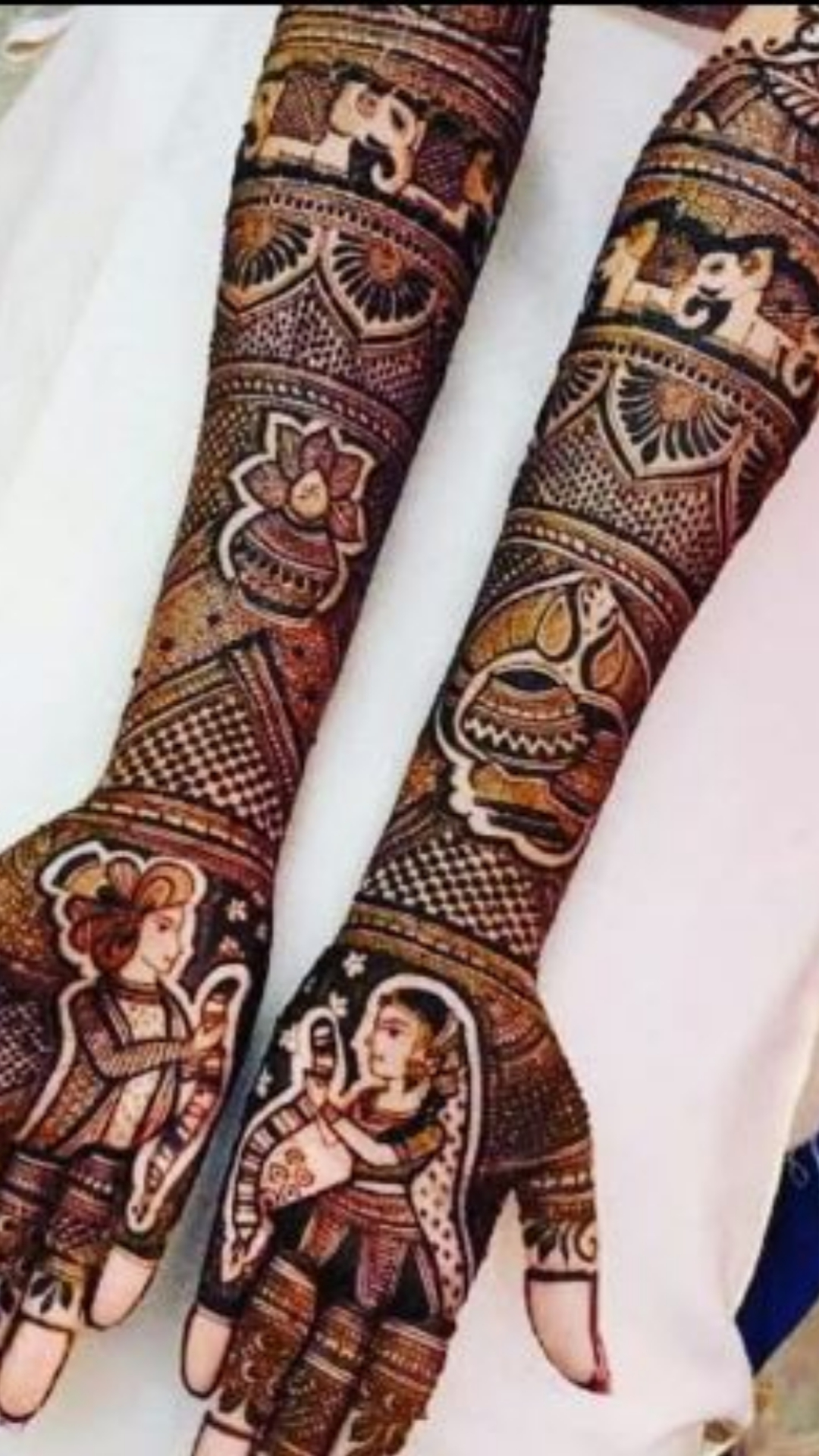 Diwali 2023 Mehndi Design For Diwali Most Beautiful Mehndi Designs For  Front Hands - Amar Ujala Hindi News Live - Mehndi Design For Diwali:दिवाली  के अवसर पर हाथों में लगाएं खूबसूरत मेहंदी, यहां देखें सिंपल डिजाइन