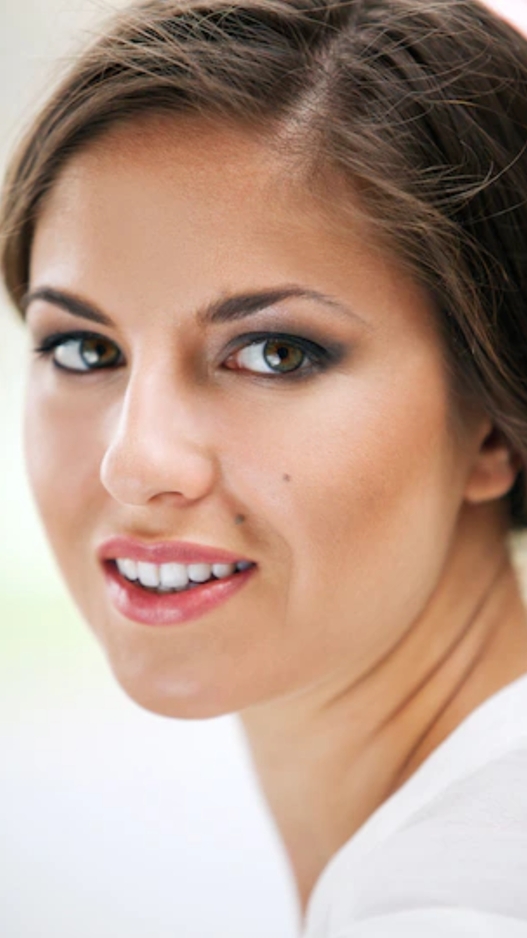 Mole: हथेली पर तिल का होना आपके लिए शुभ है या अशुभ?