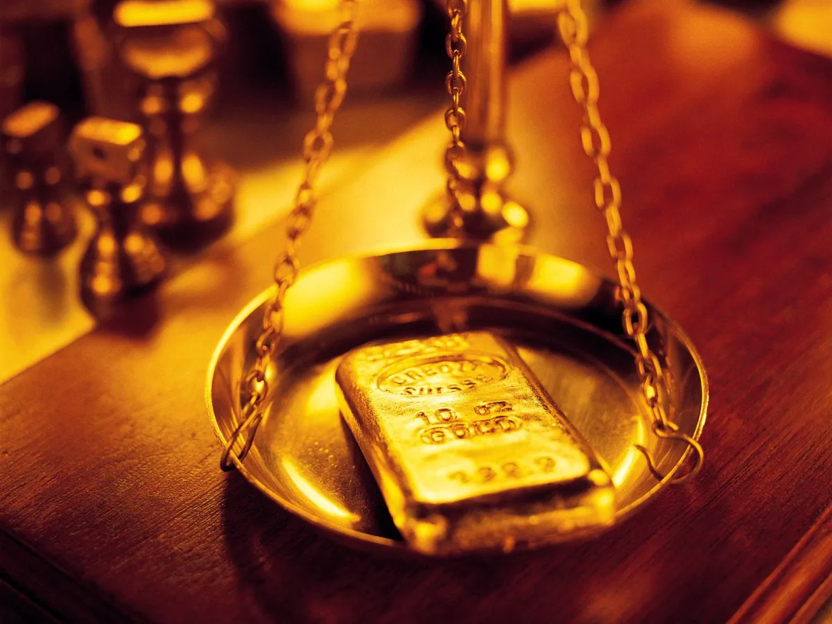 5 Reasons - गिरते Gold को मिला सहारा, निवेश का सुनहरा मौका 5 Reasons – गिरते Gold को मिला सहारा, निवेश का सुनहरा मौका- India TV Hindi