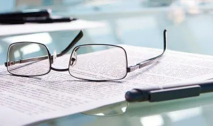 BeAlert: छोटे अक्षरों में लिखे नियम और शर्तों में छिपी होती है ये जरूरी जानकारी BeAlert: छोटे अक्षरों में लिखे नियम और शर्तों में छिपी होती है ये जरूरी जानकारी- India TV Hindi