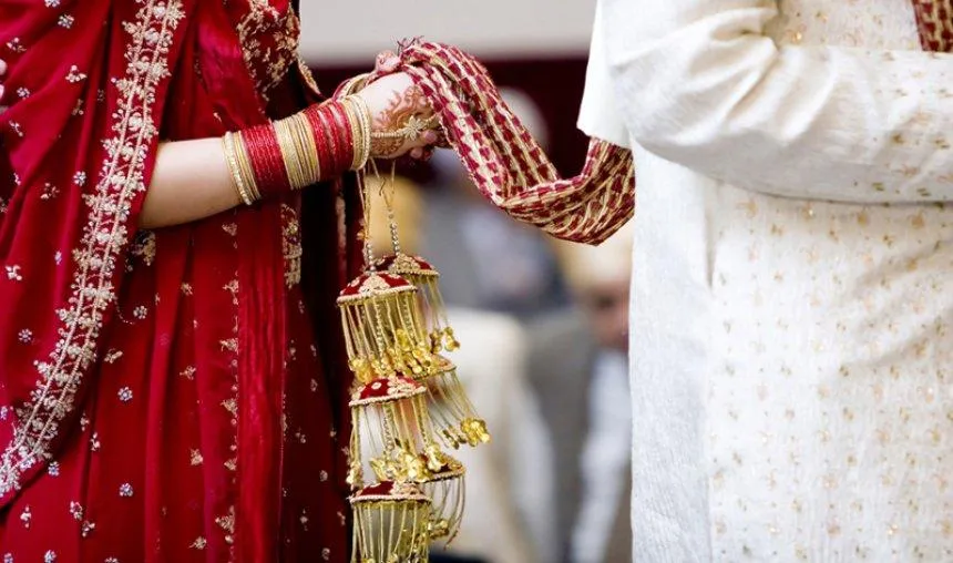 You&I: अपने लाइफ पार्टनर के साथ लीजिए फाइनेंशियल प्लानिंग के ये 7 वचन, सिक्योर रहेगा फ्यूचर You&I: अपने लाइफ पार्टनर के साथ लीजिए फाइनेंशियल प्लानिंग के ये 7 वचन, सिक्योर रहेगा फ्यूचर- India TV Hindi