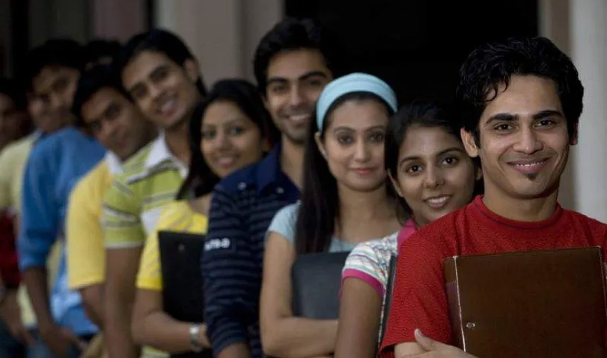 Good News: नया साल लाएगा 10 लाख लोगों के लिए नौकरियां, 10 से 30 फीसदी तक बढ़ेगा वेतन Good News: नया साल लाएगा 10 लाख लोगों के लिए नौकरियां, 10 से 30 फीसदी तक बढ़ेगा वेतन- India TV Paisa