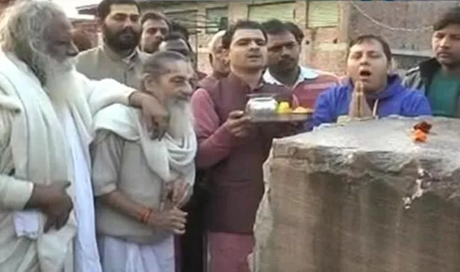राम मंदिर निर्माण के लिए पत्थर अयोध्या पहुंचे ayodhya- India TV Hindi