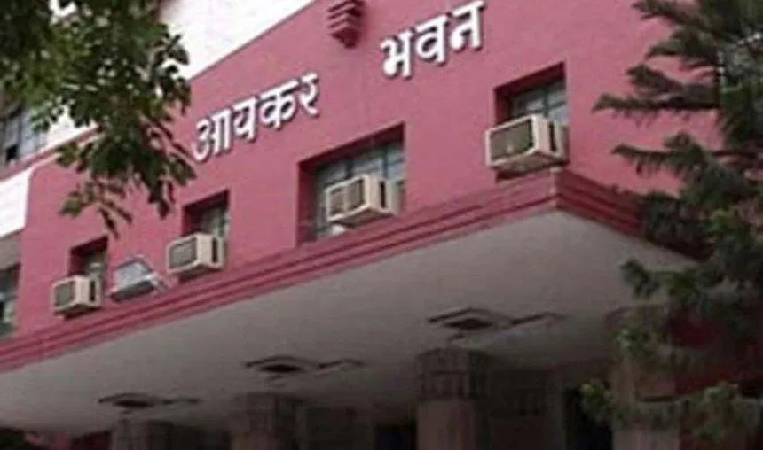 फंसेंगे नोटबंदी के बाद आयकर रिटर्न में बदलाव करने वाले, 30000 मामलों की इनकम टैक्स विभाग कर रहा है जांच- India TV Paisa