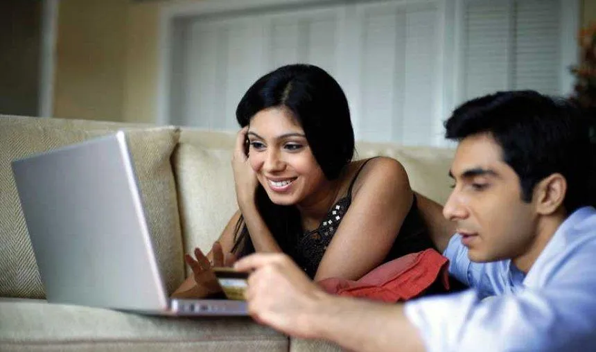 अगर करते हैं आप क्रेडिट कार्ड का इस्तेमाल, तो नुकसान झेलने से पहले बैंक से जरूर पूछ लें ये पांच सवाल अगर करते हैं आप क्रेडिट कार्ड का इस्तेमाल, तो नुकसान झेलने से पहले बैंक से जरूर पूछ लें ये पांच सवाल- India TV Paisa