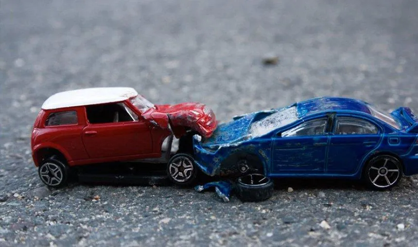 घटा सकते हैं अपनी कार के Insurance का प्रीमियम Save Money: घटा सकते हैं अपनी कार के Insurance का प्रीमियम, ये 6 खास टिप्स आएंगे बड़े काम- India TV Hindi