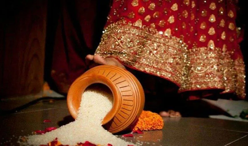 Dream Home: मंगलमय होगा आपका गृह-प्रवेश, घर खरीदने से पहले जरूर रखें इन बातों का ख्याल Dream Home: मंगलमय होगा आपका गृह-प्रवेश, घर खरीदने से पहले जरूर रखें इन बातों का ख्याल- India TV Hindi