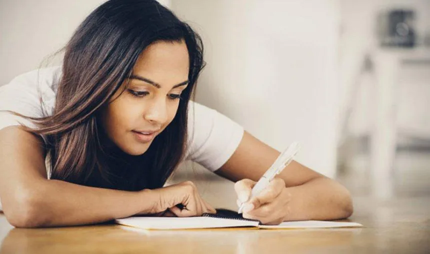 Plan Your Future: सैलरी का पहला चेक मिलते ही शुरू करें फाइनेंशियल प्लानिंग, ये 5 स्टेप्स होंगे मददगार Plan Your Future: सैलरी का पहला चेक मिलते ही शुरू करें फाइनेंशियल प्लानिंग, ये 5 स्टेप्स होंगे मददगार- India TV Hindi