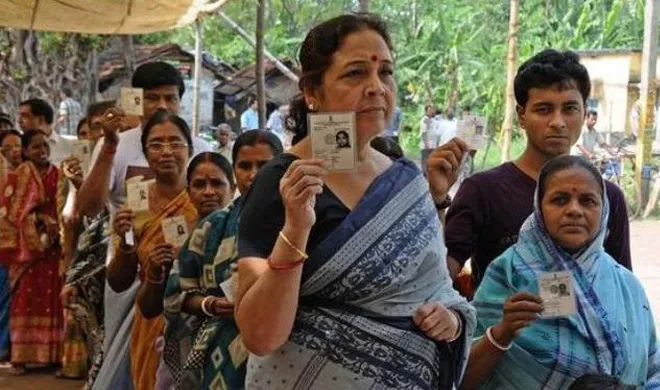 पश्चिम बंगाल: शुरुआती पांच घंटों में 52 प्रतिशत मतदान polls- India TV Hindi
