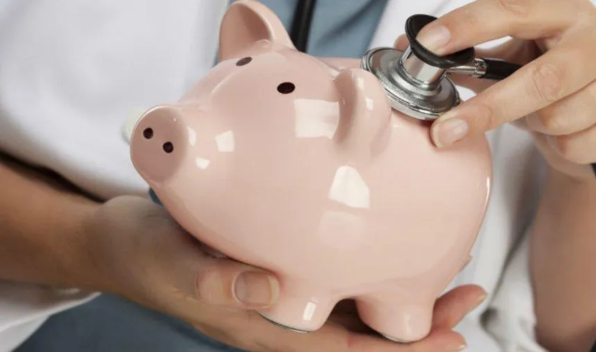 जानना चाहते हैं कितने फाइनेंशियल फिट हैं आप? कीजिए खुद से ये 8 सवाल Financial Health CheckUp- जानना चाहते हैं कितने फाइनेंशियल फिट हैं आप? कीजिए खुद से ये 8 सवाल- India TV Hindi