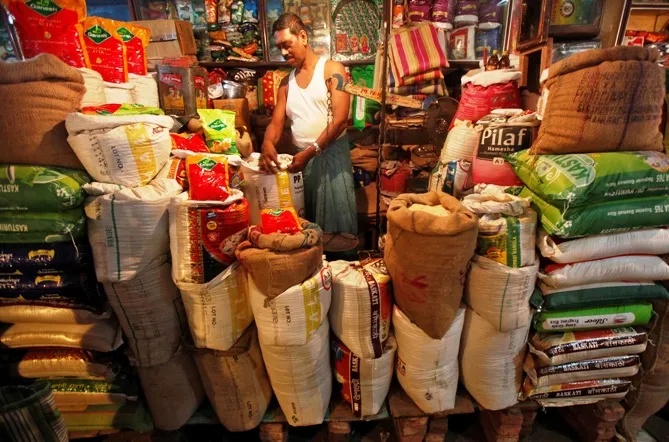 नोटबंदी: संकट में छोटे कारोबार, फिर भी कई मोदी समर्थक Modi-Note Ban- India TV Hindi