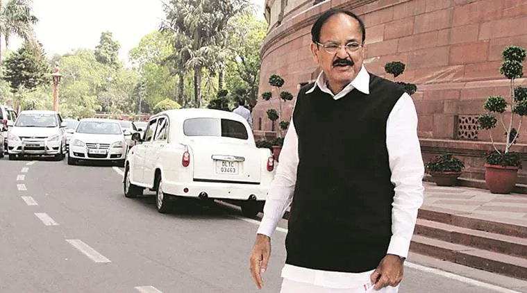राज्यसभा में वेंकैया नायडू को करना पड़ा विपक्षी सदस्यों की नाराजगी का सामना Venkaiah Naidu- India TV Hindi