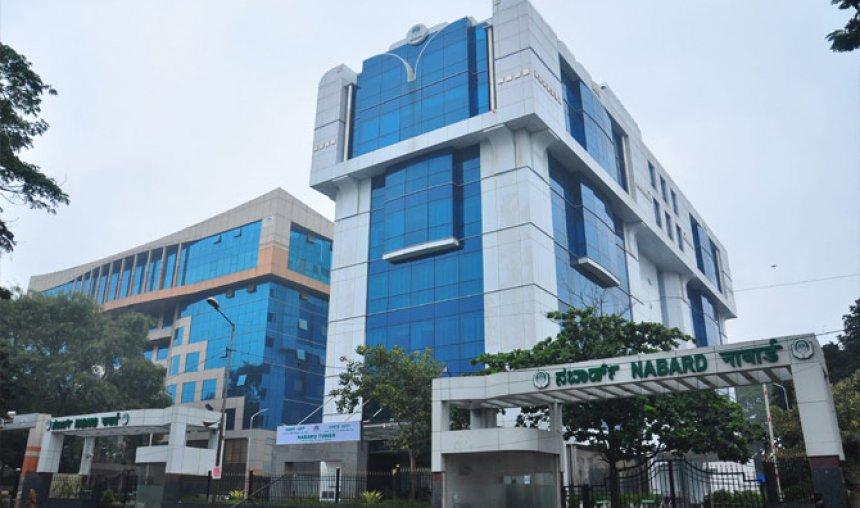 NABARD ने कहा कि सिर्फ जरूरतमंद किसानों के लिए ही हो कर्जमाफी - India ...