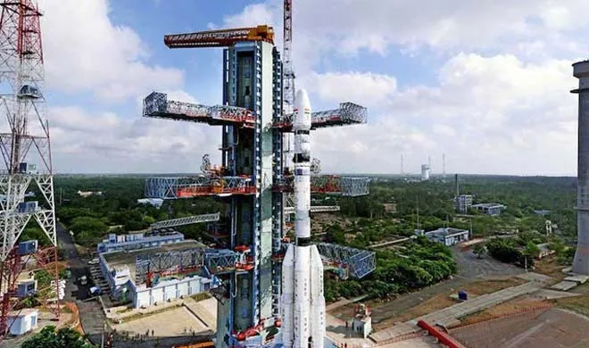 ISRO अगले महीने सबसे भारी रॉकेट छोड़ने की तैयारी में ISRO- India TV Hindi