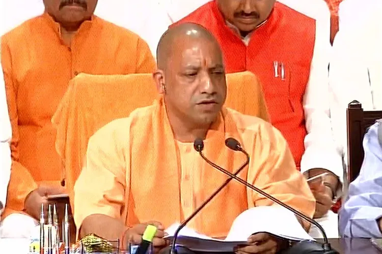 विकास का बेहतर माहौल बनाने में कामयाब हुई सरकार: आदित्यनाथ Yogi Adityanath- India TV Hindi