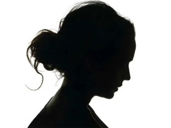 बिहार में महादलित महिलाओं को मंदिर में प्रवेश से रोका dalit-woman- India TV Hindi