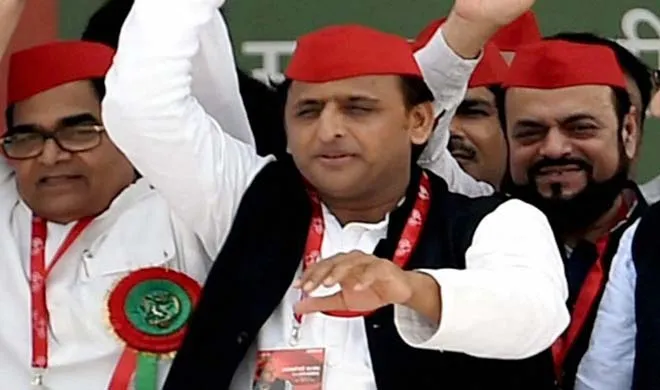 बनावटी समाजवादियों से सावधान रहें, नेताजी हमारे साथ : अखिलेश यादव Akhilesh yadav- India TV Hindi