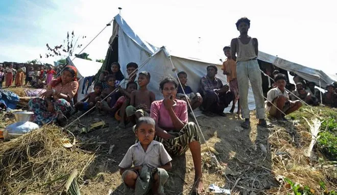 म्यांमार से आए रोहिंग्या मुसलमान, छिड़ा सियासी घमासान Rohingya-Muslims- India TV Hindi