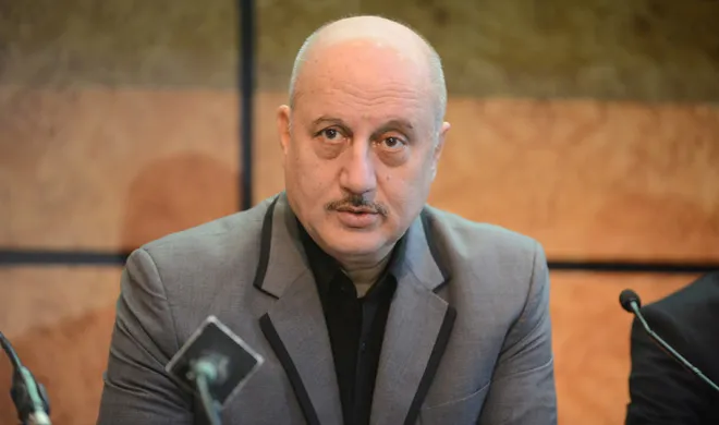 FTII का अध्यक्ष बनते ही अनुपम खेर के सामने आए 9 गंभीर मुद्दे Anupam Kher- India TV Hindi