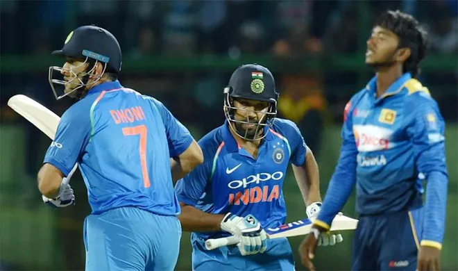 India Vs Sri Lanka : रोहित की कप्तानी में आज भिड़ेगी टीम इंडिया श्रीलंका से, मौसम डाल सकता है ख़लल धोनी और रोहित- India TV Hindi