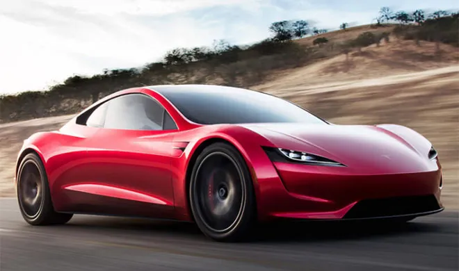 एक बार फुल चार्ज होने के बाद 1,000 किलोमीटर तक दौड़ती है टेस्ला की यह कार! Tesla Roadster 2020- India TV Hindi