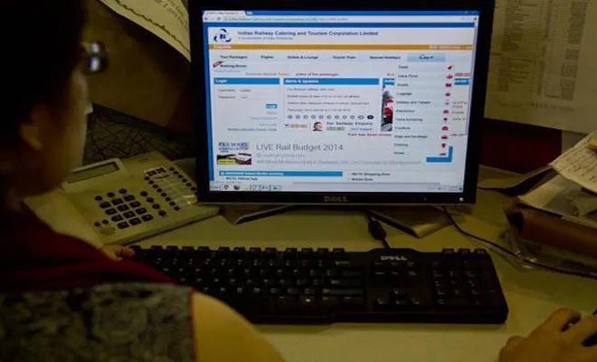 ऑनलाइन तत्काल टिकट बुकिंग में बड़ा घपला, सभी सॉफ्टवेयर CBI की जांच के दायरे में ticket booking- India TV Hindi