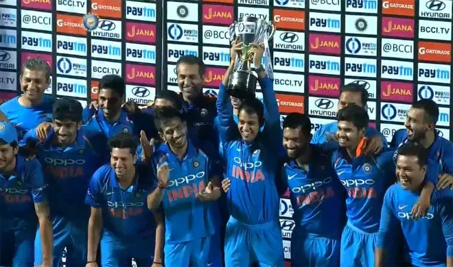 Ind Vs Sl: भारत की 8 विकेट की जीत में धवन का नाबाद शतक, भारत ने 2-1 से किया सिरीज़ पर कब्ज़ा Team india- India TV Hindi