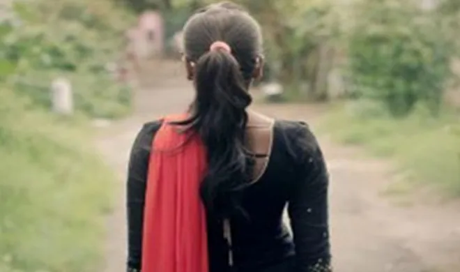 माता पिता के झगड़े से तंग लड़की ने पिता के खिलाफ छेड़छाड़ का झूठा केस दर्ज कराया representational image- India TV Hindi