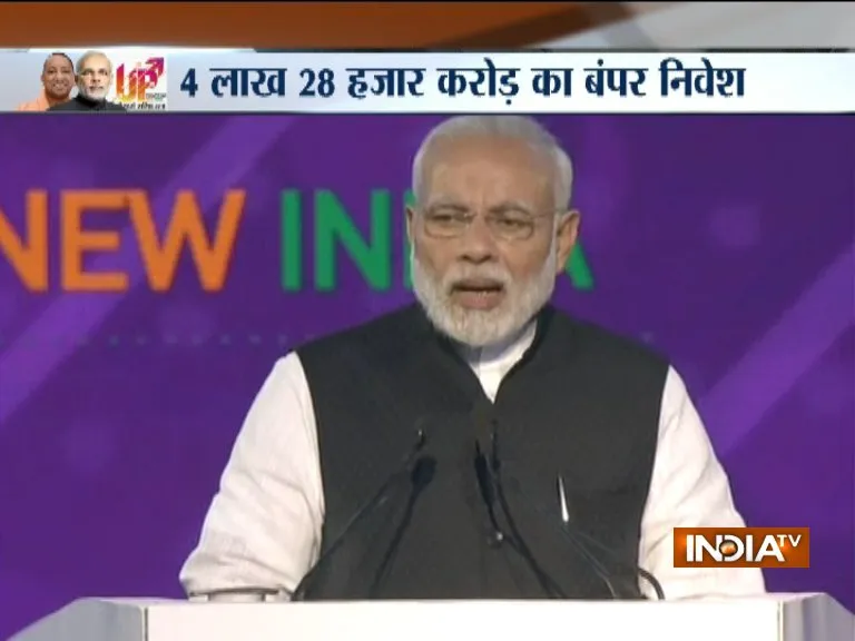 उत्तर प्रदेश इंवेस्टर्स समिट-2018: पीएम मोदी- दो में से एक डिफेंस इंडस्ट्रियल कॉरिडोर UP में बनेगा पीेएम मोदी समिट में...- India TV Hindi