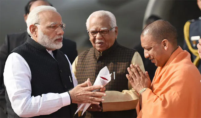 यूपी इन्वेस्टर्स समिट 2018: PM मोदी ने जमकर की CM योगी की तारीफ, जानें क्या कहा Narendra Modi, Ram Naik and Yogi Adityanath | PTI Photo- India TV Hindi