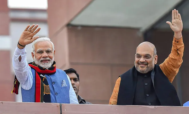 नॉर्थ ईस्ट में चला मोदी मैजिक, 25 साल बाद सत्ता से आउट हुई लेफ्ट, अपने दम पर सरकार बनाएगी BJP pm modi and amit shah- India TV Hindi