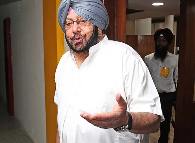 पंजाब: मंत्री नहीं बनाए जाने से नाराज 2 और कांग्रेस विधायकों ने पार्टी के पदों से दिया इस्तीफा <p>amarinder singh</p>- India TV Hindi