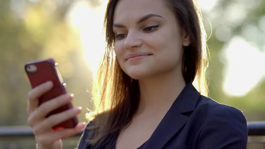 देश का सबसे सस्ता प्लान लेकर आई बीएसएनएल, सिर्फ 4 रुपए में उठा सकते हैं इंटरनेट का मजा <p>bsnl</p>- India TV Paisa