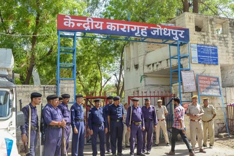 आसाराम पर आज आएगा फैसला, जोधपुर जेल में लगेगी अदालत, सुरक्षा के कड़े इंतजाम, धारा 144 लागू Jodhpur jail- India TV Hindi